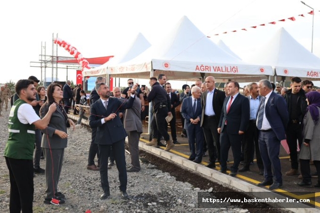 ATTIĞI HER ADIMDA İLİNE HİZMET GÖTÜRÜYOR