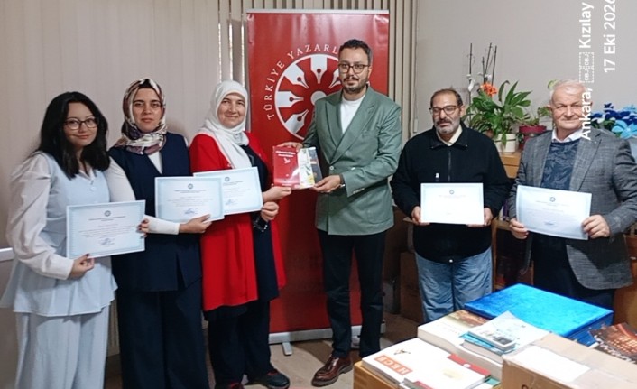 Edebiyat Dünyasının Yeni Soluğu: Türkiye Yazarlar Birliği’nde Yazar Adayları Geleceğe Kanat Açıyor