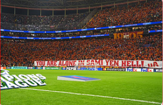 Aslan kükredi!