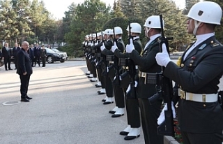 Harbiyeli 1283 "İçimizde!": Atatürk’ün...
