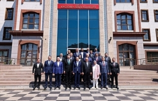 AK Parti Keçiören Teşkilatından Kaymakam Mehmet...