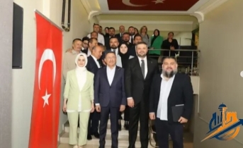 Ankara Siyasetinde Güçlü İstişare: Fuat Oktay’dan AK Parti Keçiören’e Hayırlı Olsun Ziyareti!