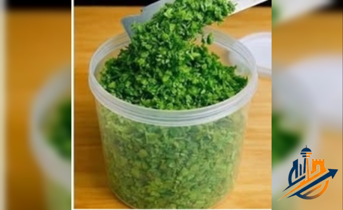 Maydanozu 1 Yıl Taze Tutmanın Sırrı!