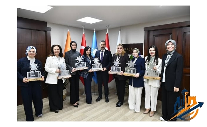 Ideathon’da AK Kadın Ankara Rüzgarı: Birincilik ve İkincilik Ödülleriyle Çifte Zafer!
